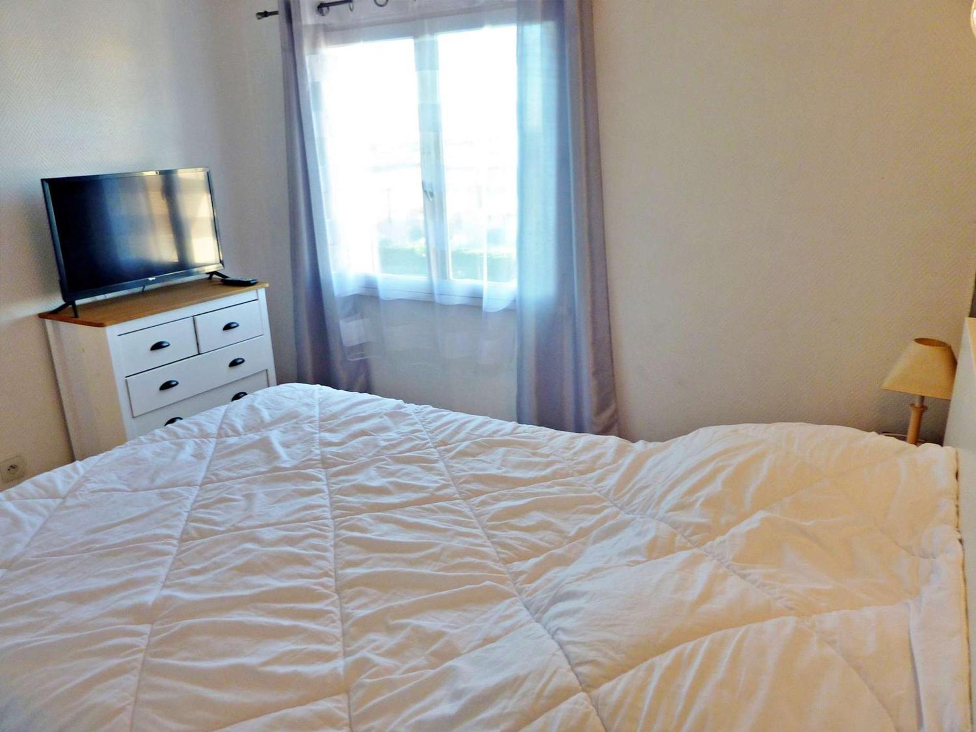 Duplex Renove Avec Clim, Terrasse Et Parking A Marseillan - Fr-1-387-162 Apartamento Exterior foto