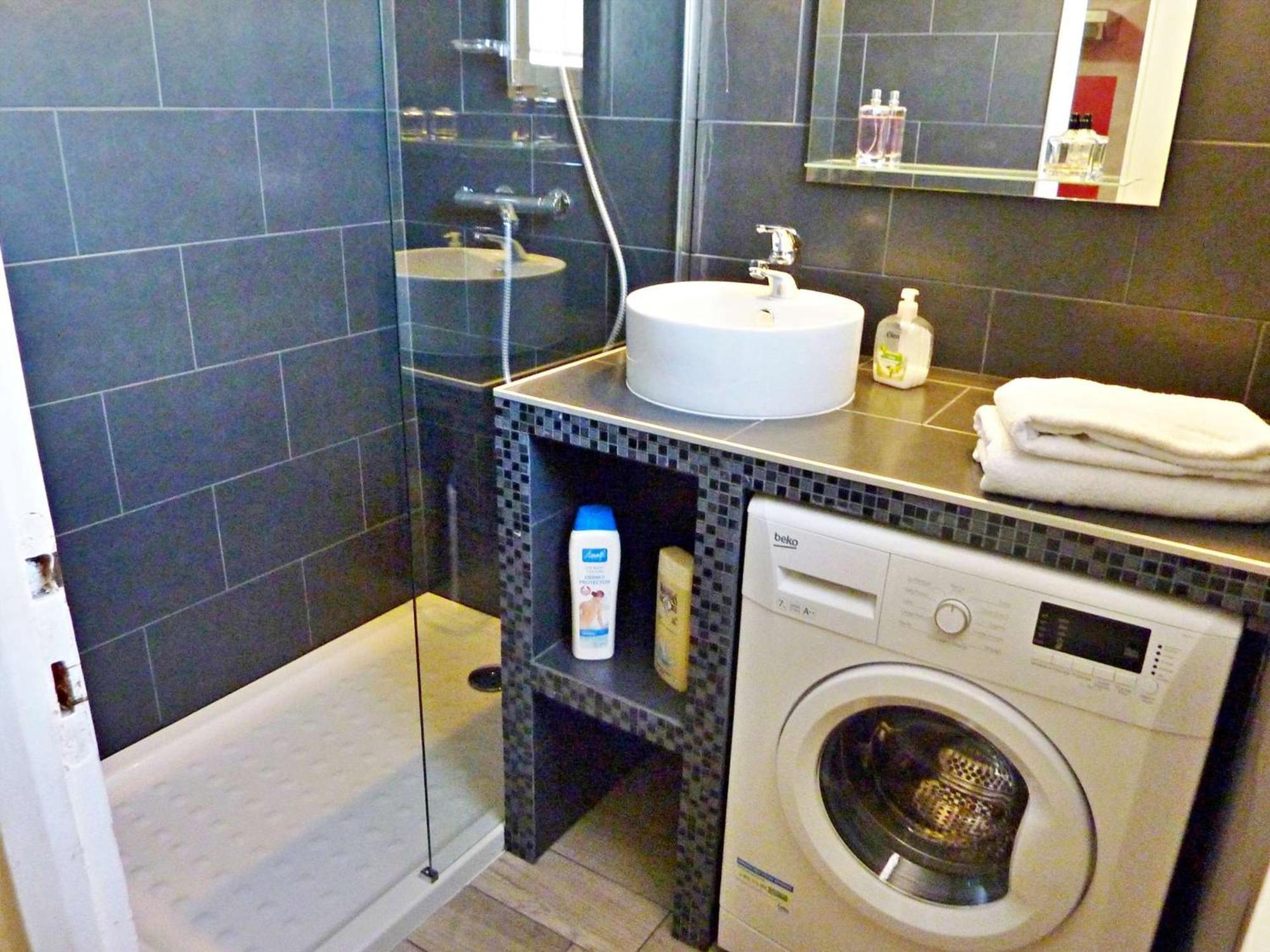 Duplex Renove Avec Clim, Terrasse Et Parking A Marseillan - Fr-1-387-162 Apartamento Exterior foto